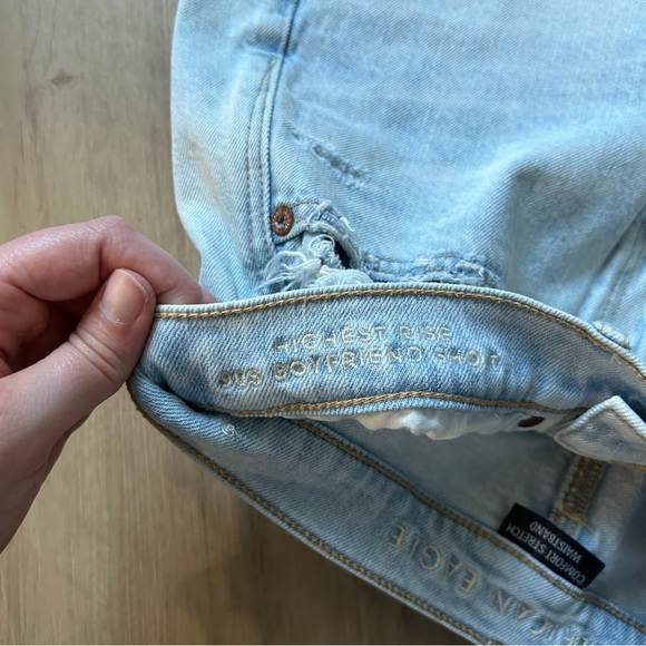 American Eagle 90s Boyfriend High Waist Denim Shorts - Picture 3 of 5
